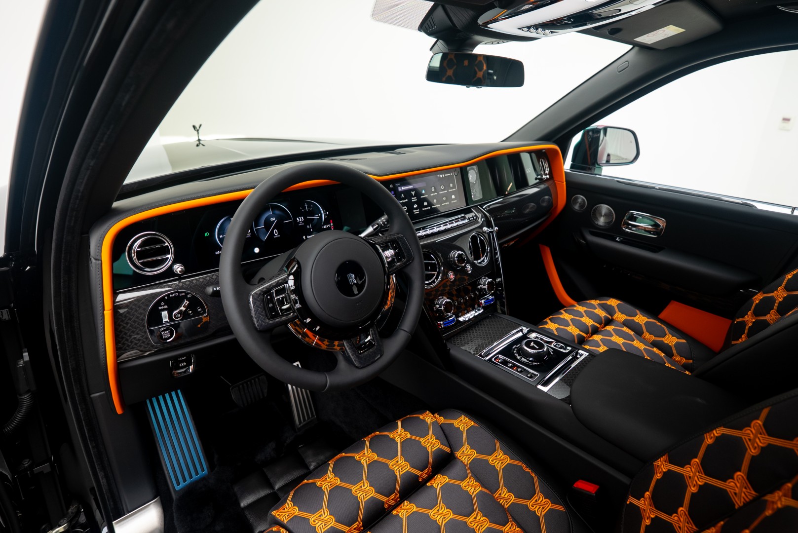 2026 ROLLS ROYCE CULLINAN | BALCK BADGE | GCC | DEALER WARRANTY SERVICE